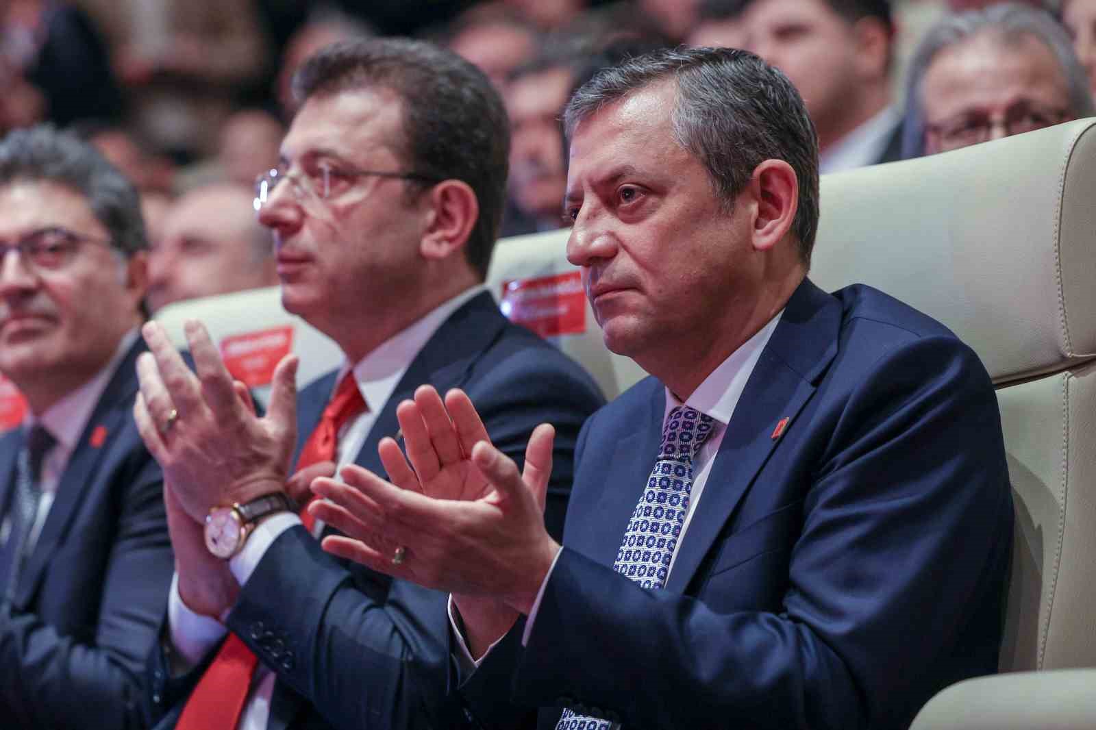 CHP Lideri Özel, iktidarın CHP’yi her yolu kullanarak engellemeye çalıştığını iddia etti