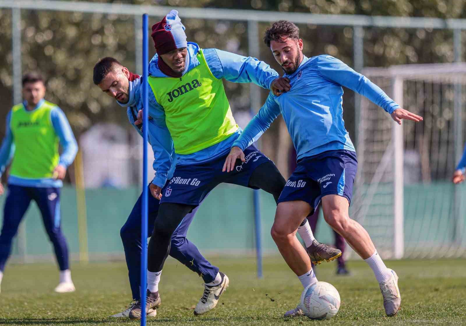 Trabzonspor, Konyaspor maçı hazırlıklarına  başladı