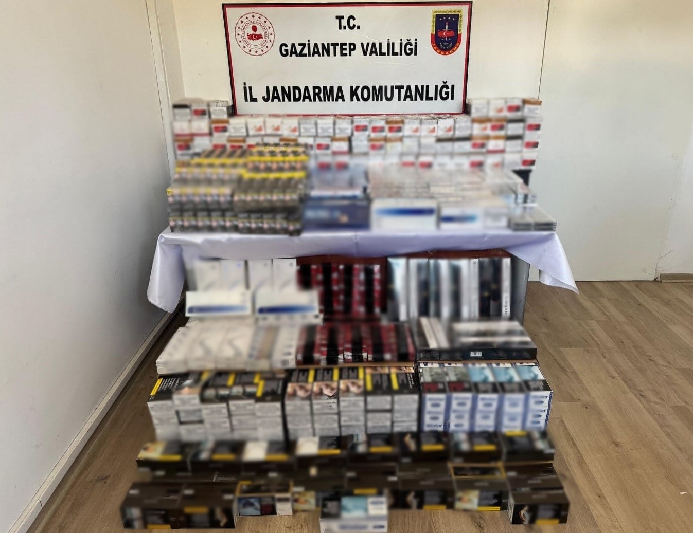 Gaziantep’te 2,5 milyon TL değerinde kaçak malzeme ele geçirildi