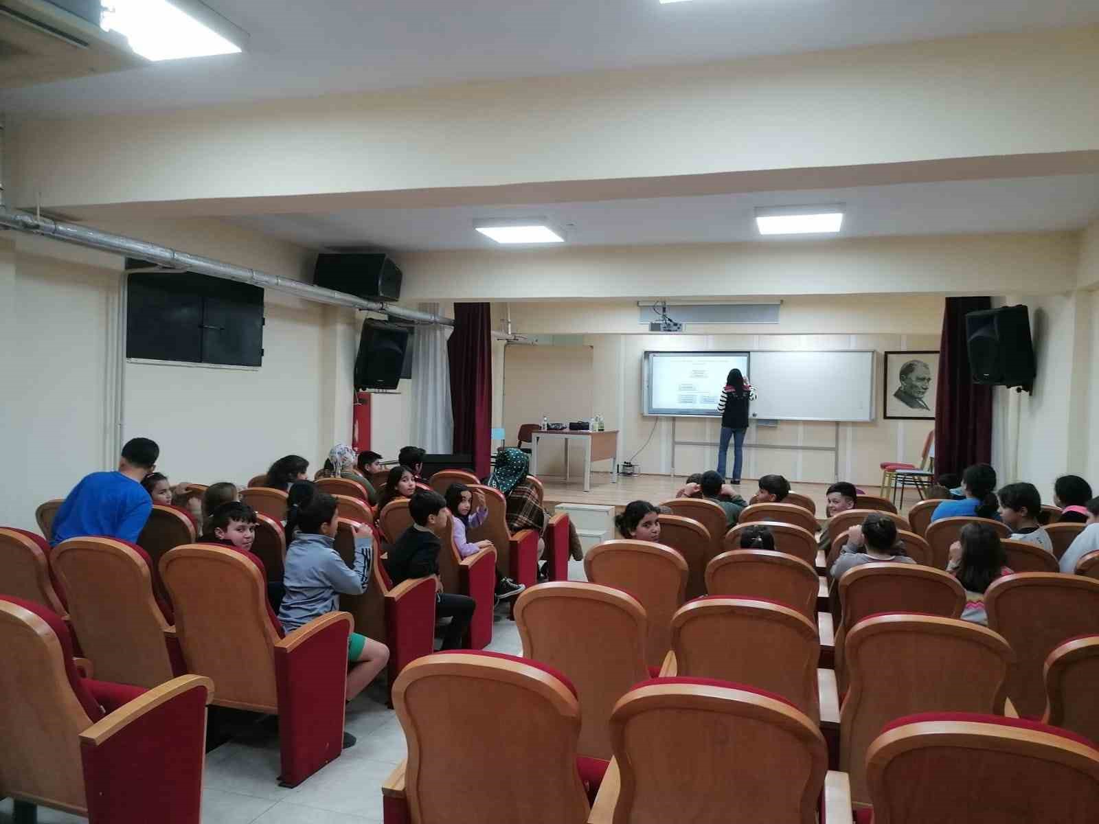 Didim’de öğrencilere gıda okuryazarlığı eğitimleri verildi