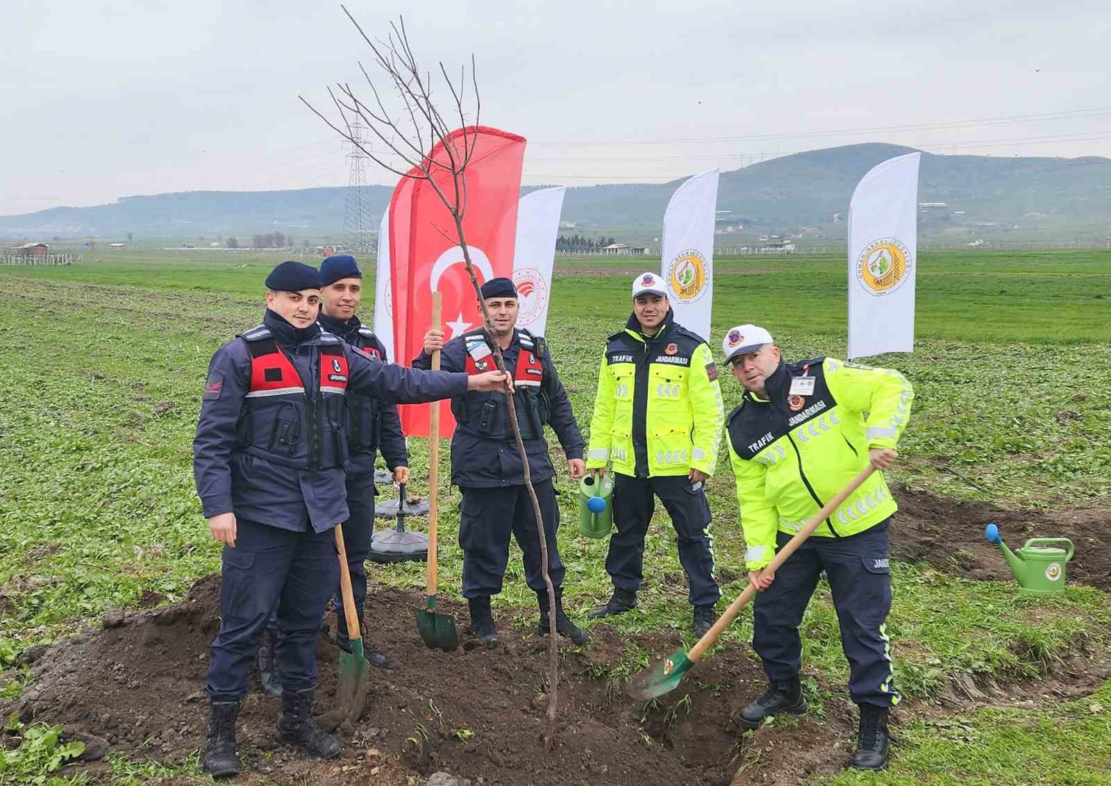 Balıkesir’de ağaçlandırma çalışmaları devam ediyor