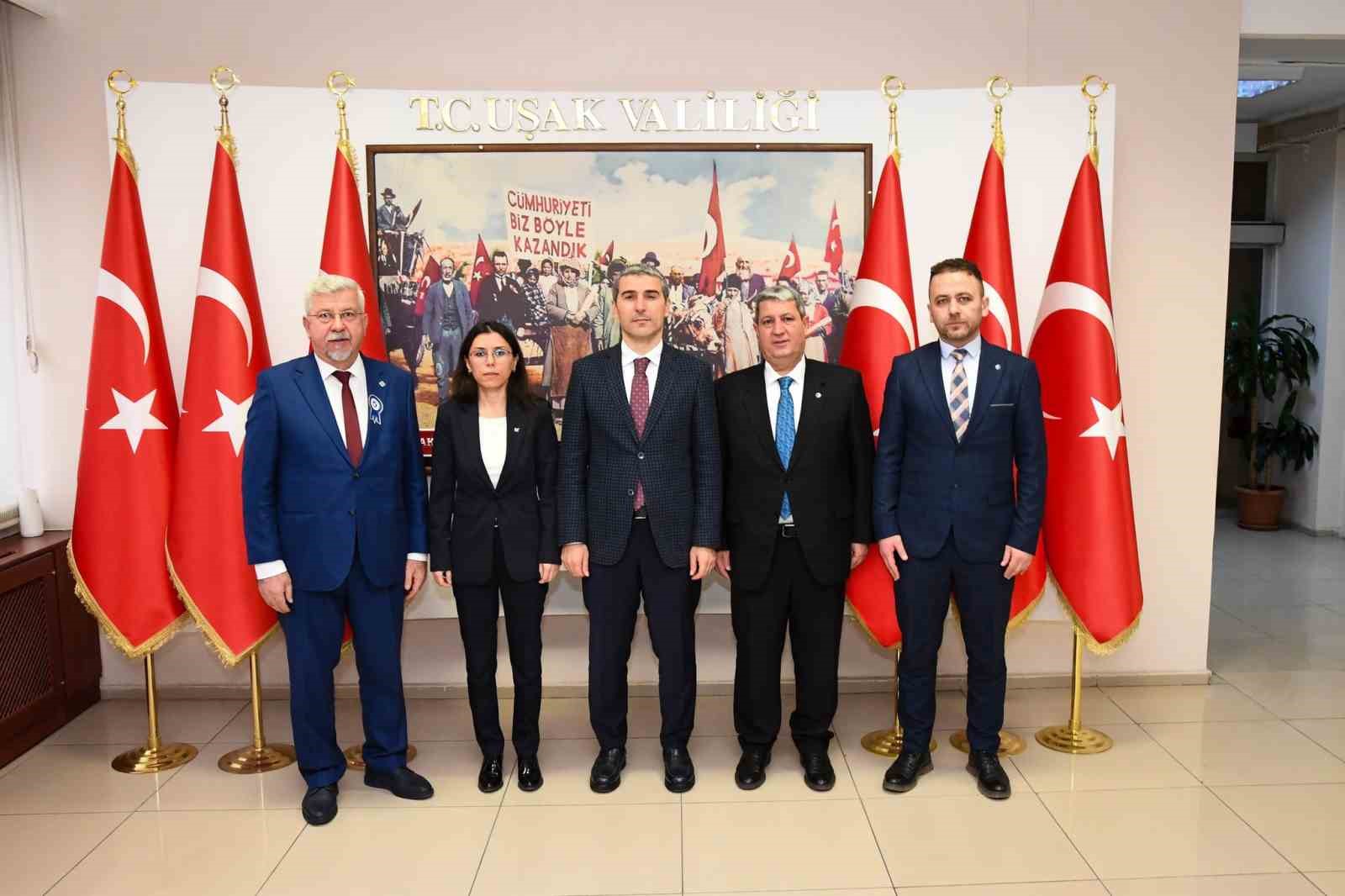 Vali Aktaş muhasebecileri ağırladı