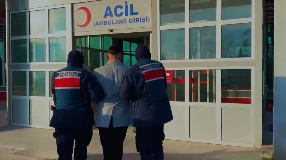 Jandarmanın tefeci operasyonunda ele geçirilen para ve gayrimenkuller dudak uçuklattı