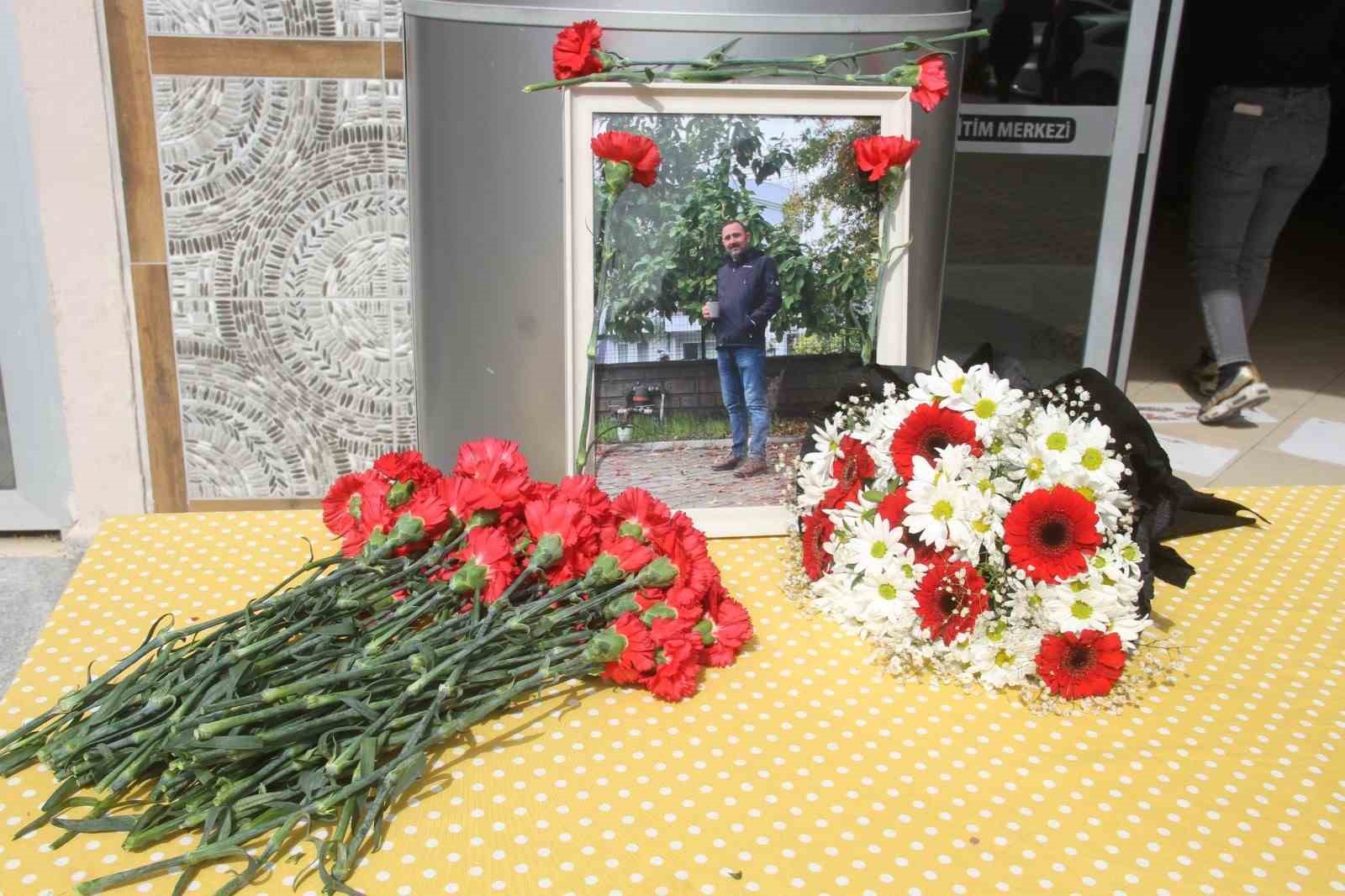 Öğretmen Ballı, son yolculuğuna görev yaptığı okulunda uğurlandı