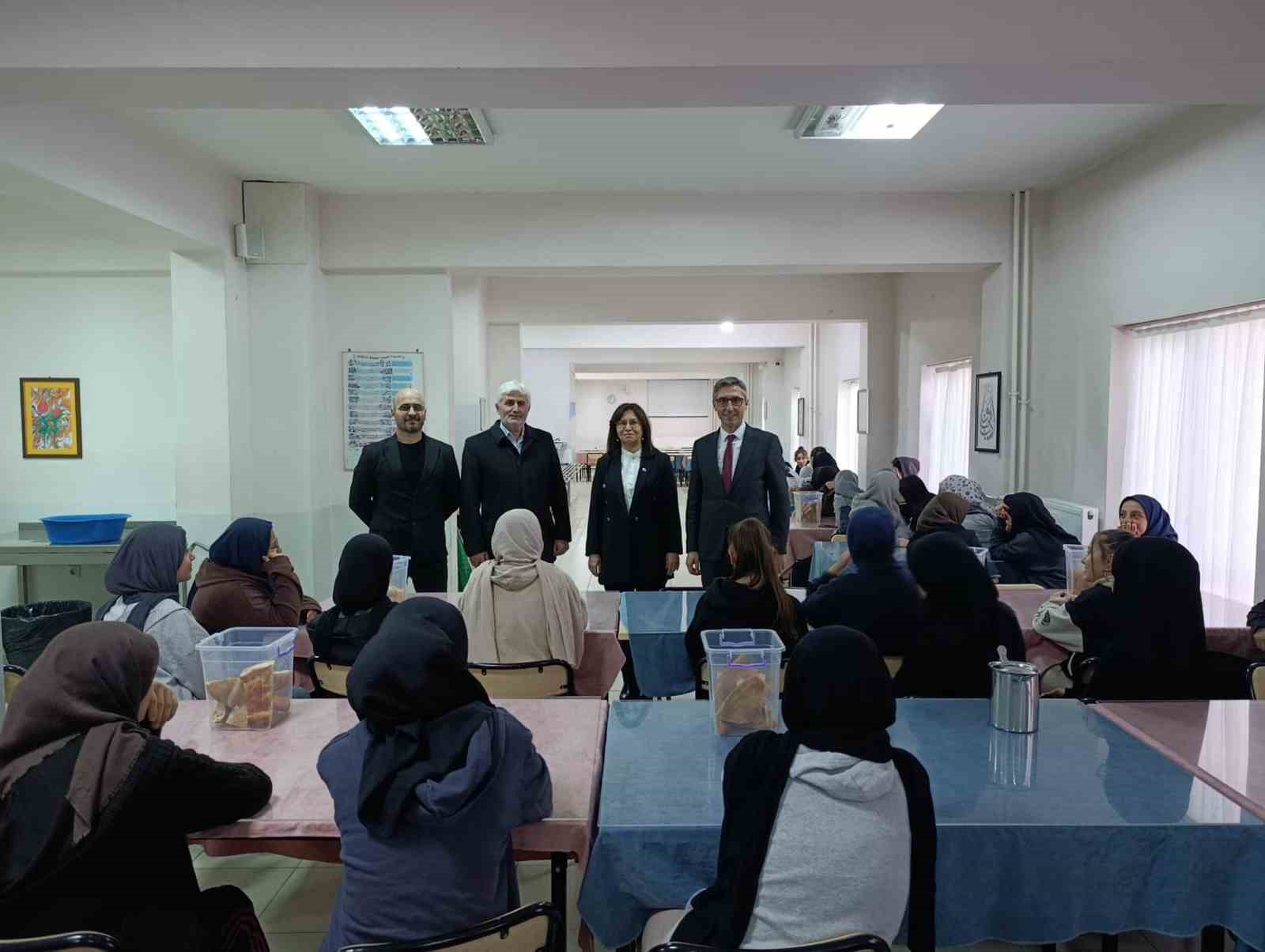 Bayburt’ta ‘İftarda Konuşalım’ programının ilki yapıldı