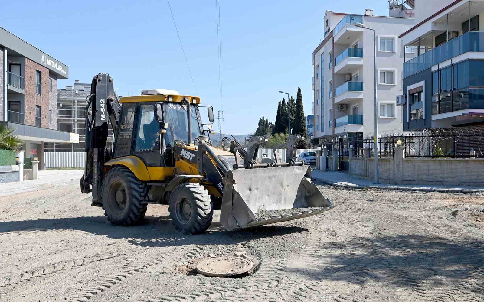 Kuşadası Belediyesi’nin Davutlar’a yatırımları sürüyor