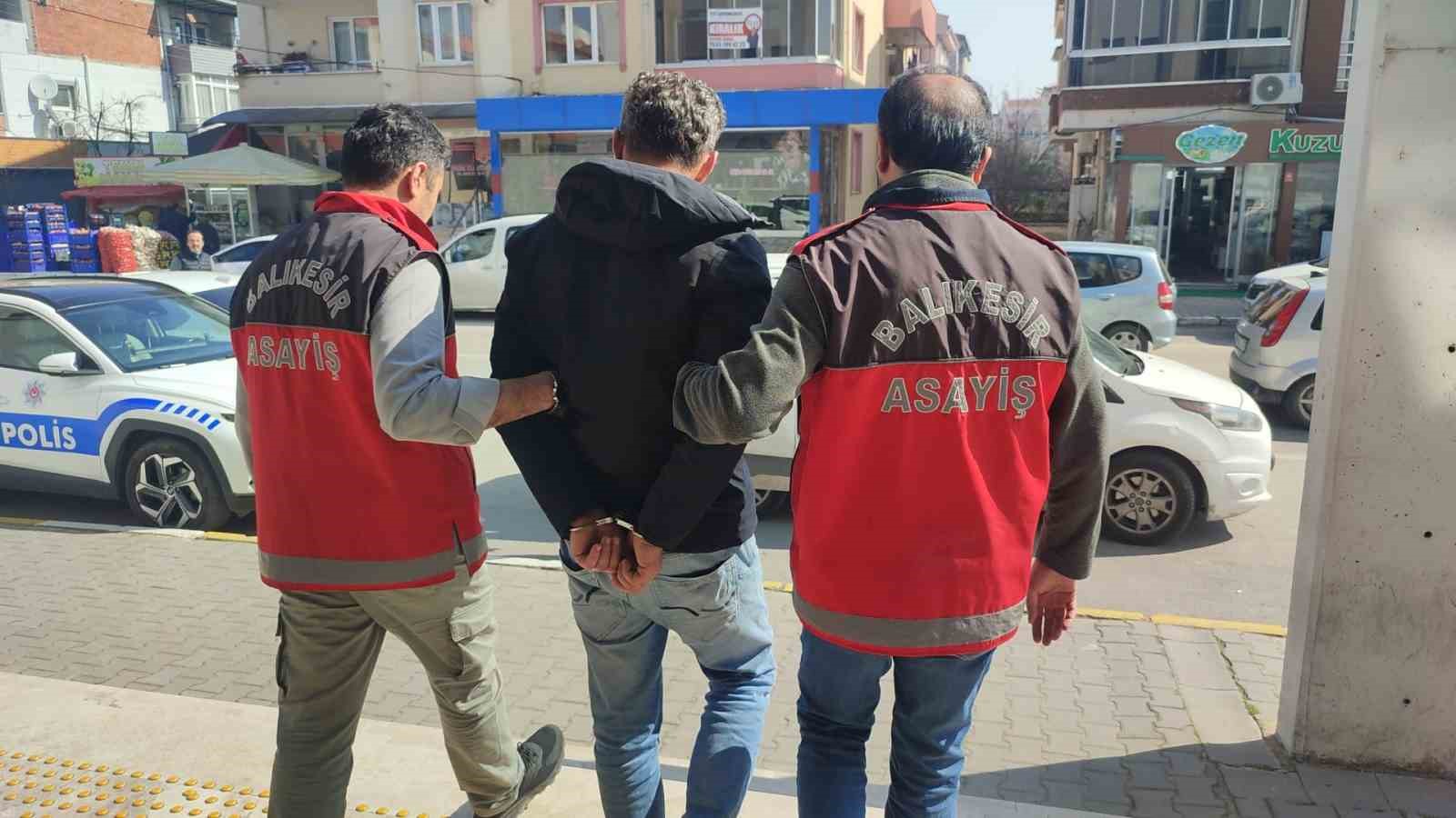 Polis adeta iğne ile kuyu kazarak katil zanlısını İstanbul’da yakaladı