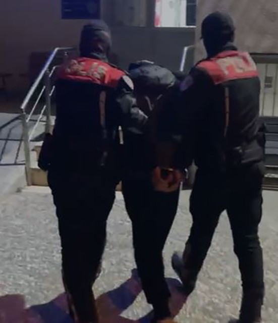 Firari cinayet hükümlüsü İzmir’de yakalandı