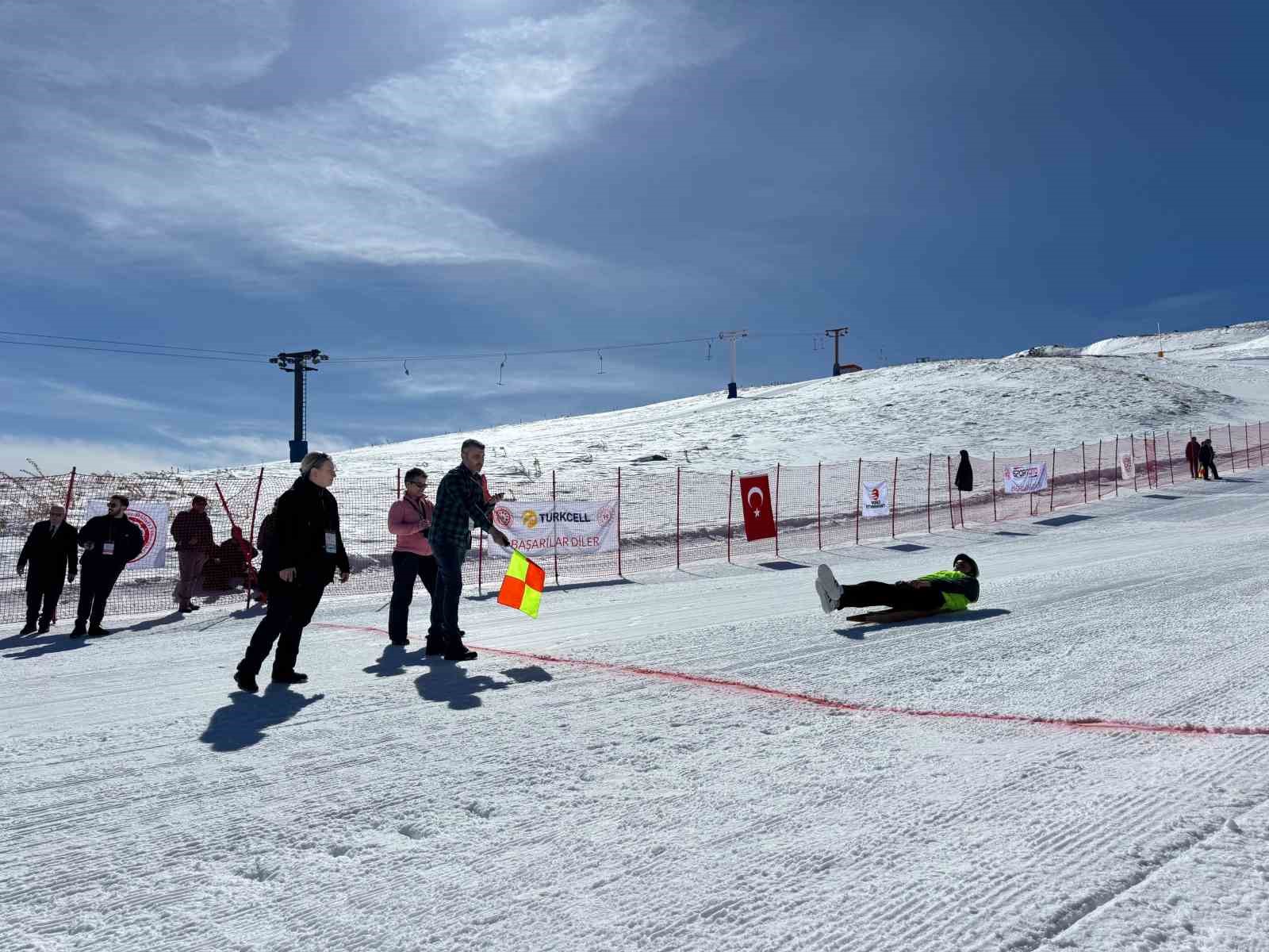 Geleneksel Kızak Türkiye Şampiyonası, Erciyes Kayak Merkezi’nde yapıldı