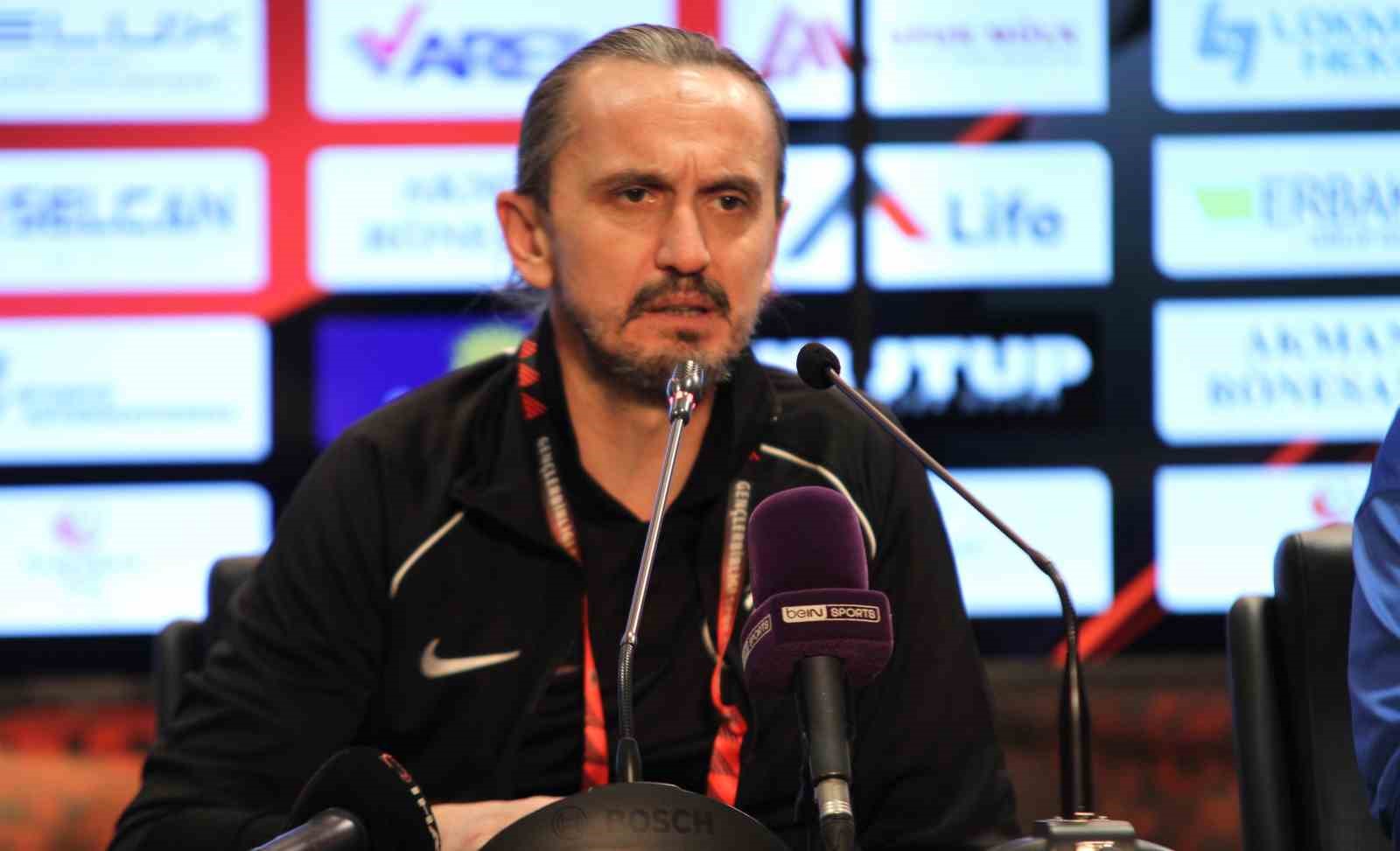 Tuncay Şanlı: 