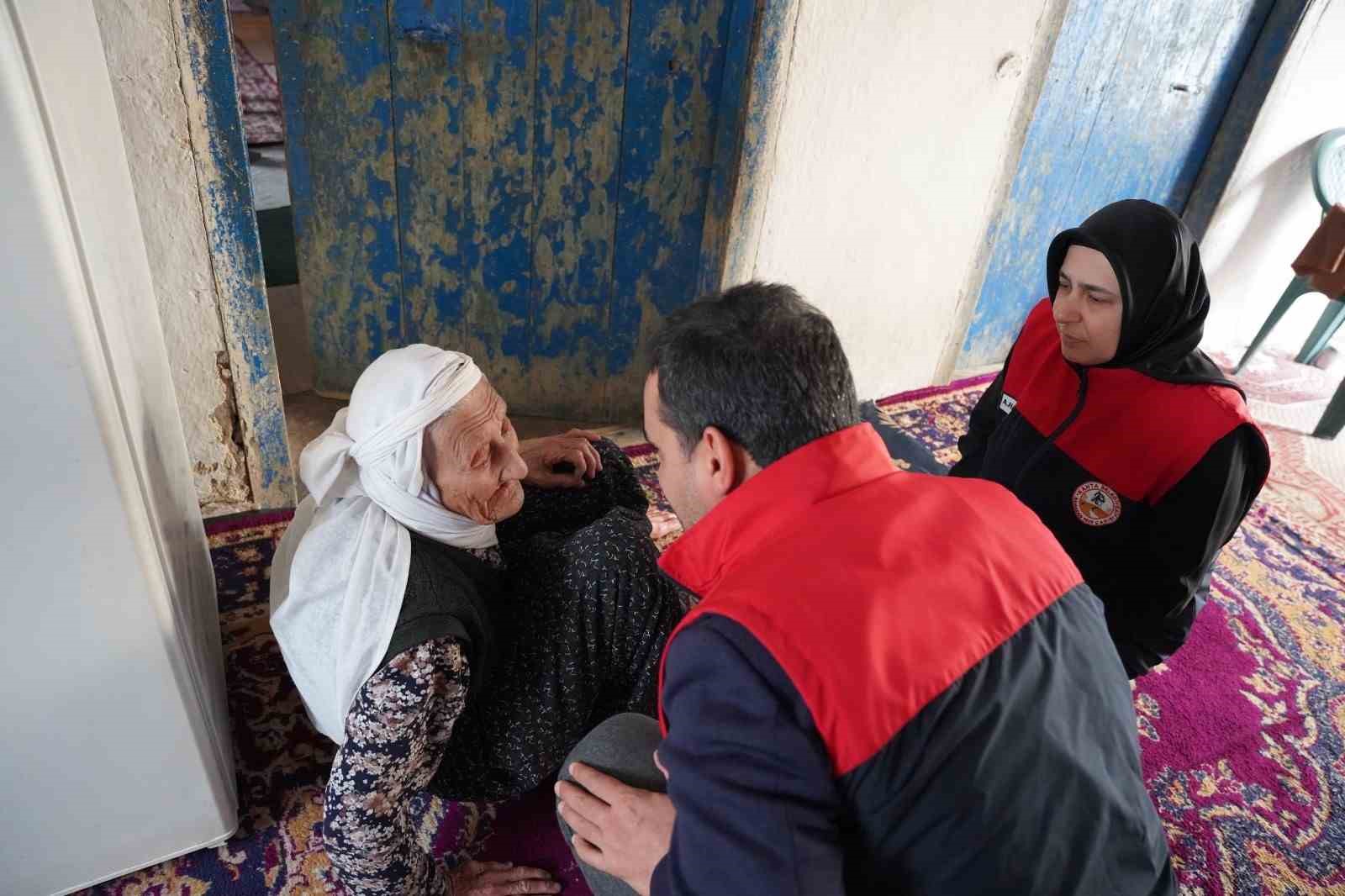 Kahta Belediyesi Gönül Eli Projesi aralıksız devam ediyor