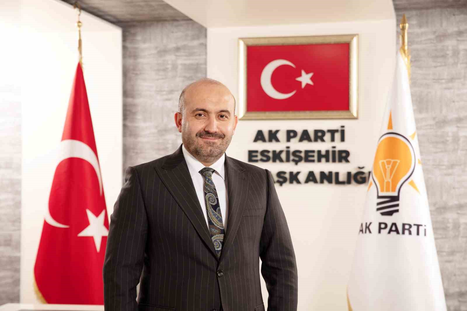 AK Parti İl Başkanı Albayrak, Kazım Kurt’a yönelik eleştirilerde bulundu