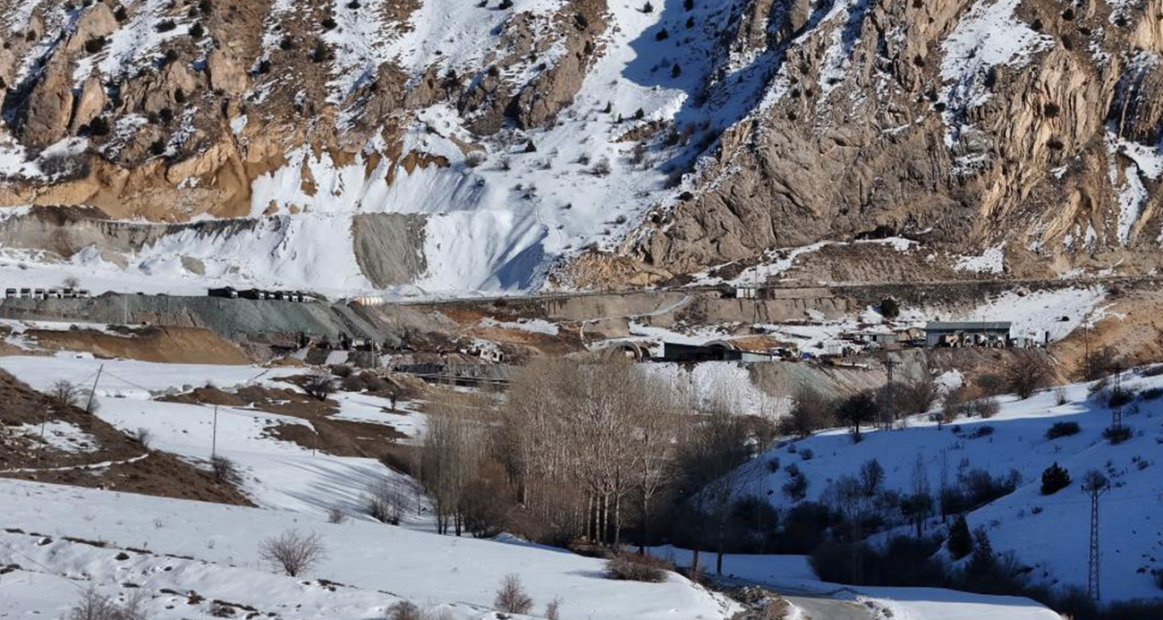 Kop Dağı Tüneli 13 yıldır tamamlanamadı: Hem doğa kirleniyor hem de vatandaş mağdur