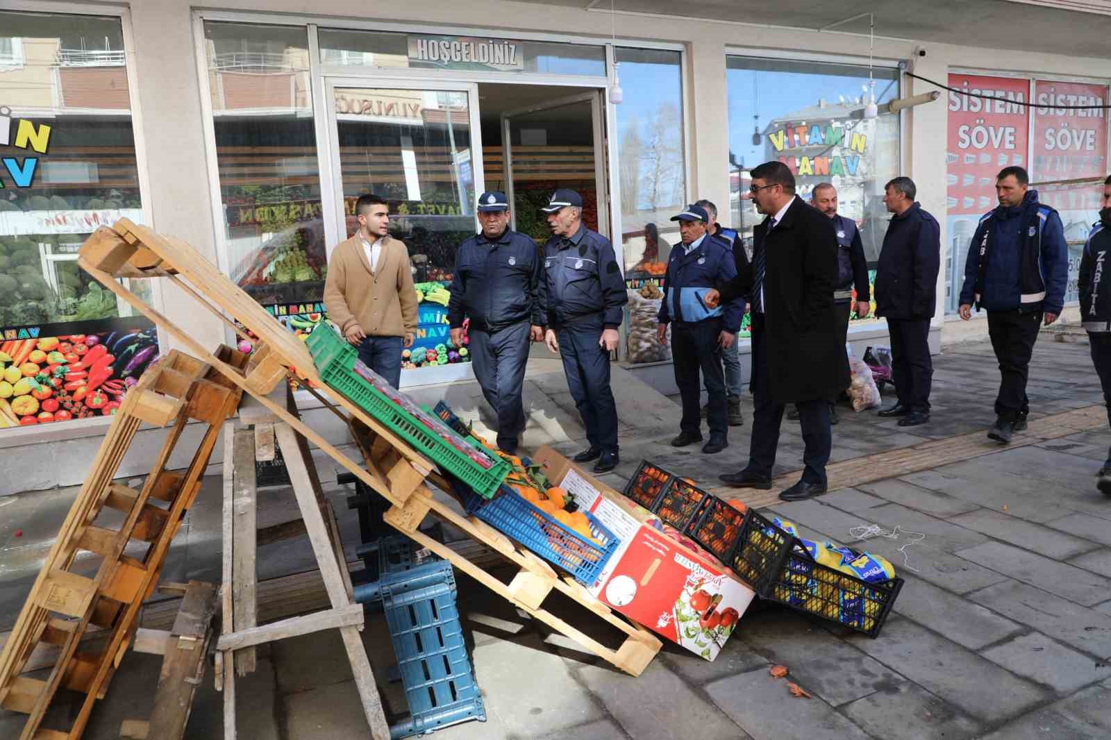Kars’ta kaldırım işgalleri denetim altında