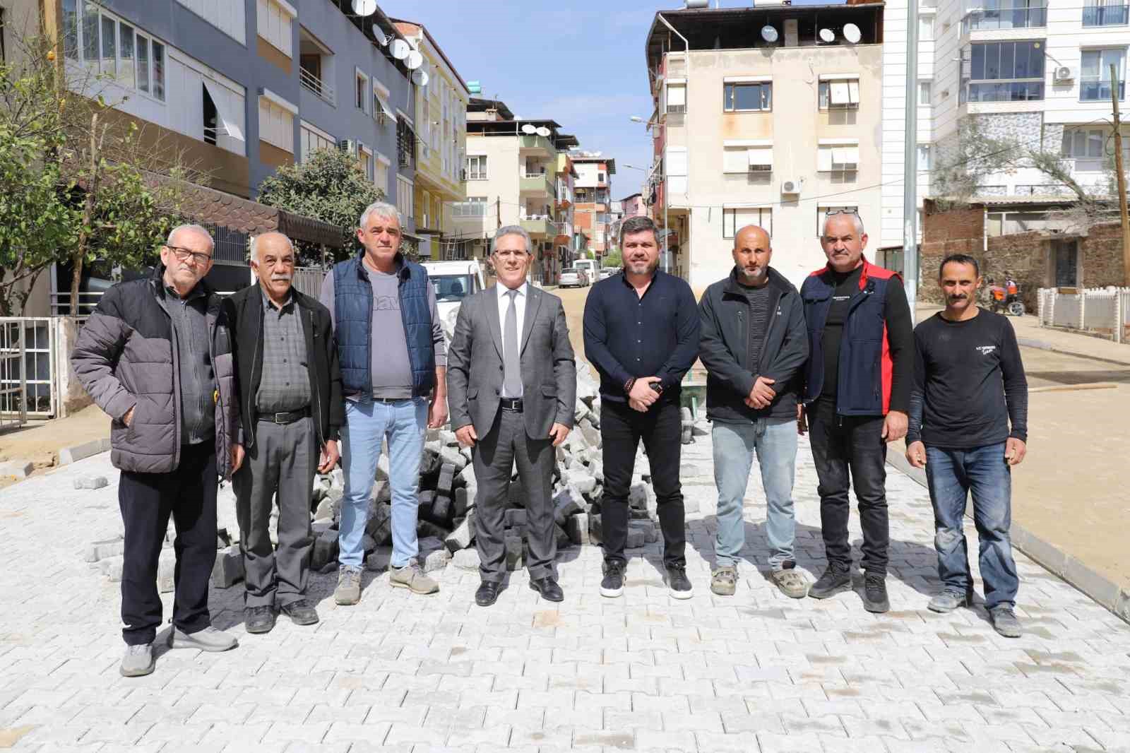 Başkan Tetik, yol yenileme çalışmalarını yerinde inceledi