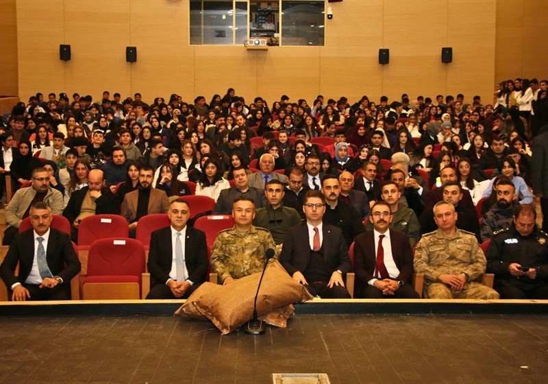 Erciş’te İstiklal Marşı’nın Kabulü ve Mehmet Akif Ersoy’u Anma Günü