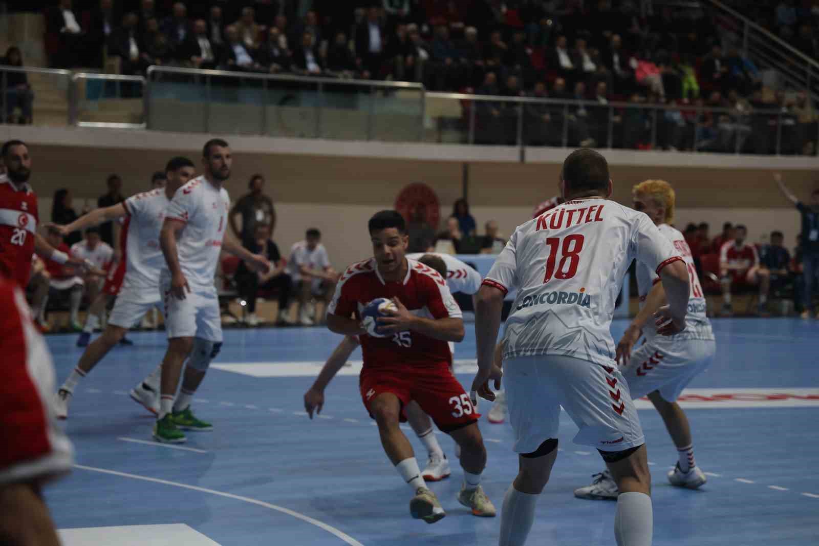 A Milli Hentbol Takımı, İsviçre’ye mağlup