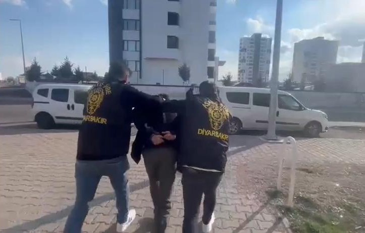 Diyarbakır’da sokakta kadınların videolarını çekip sosyal medyada paylaşan şahıs tutuklandı