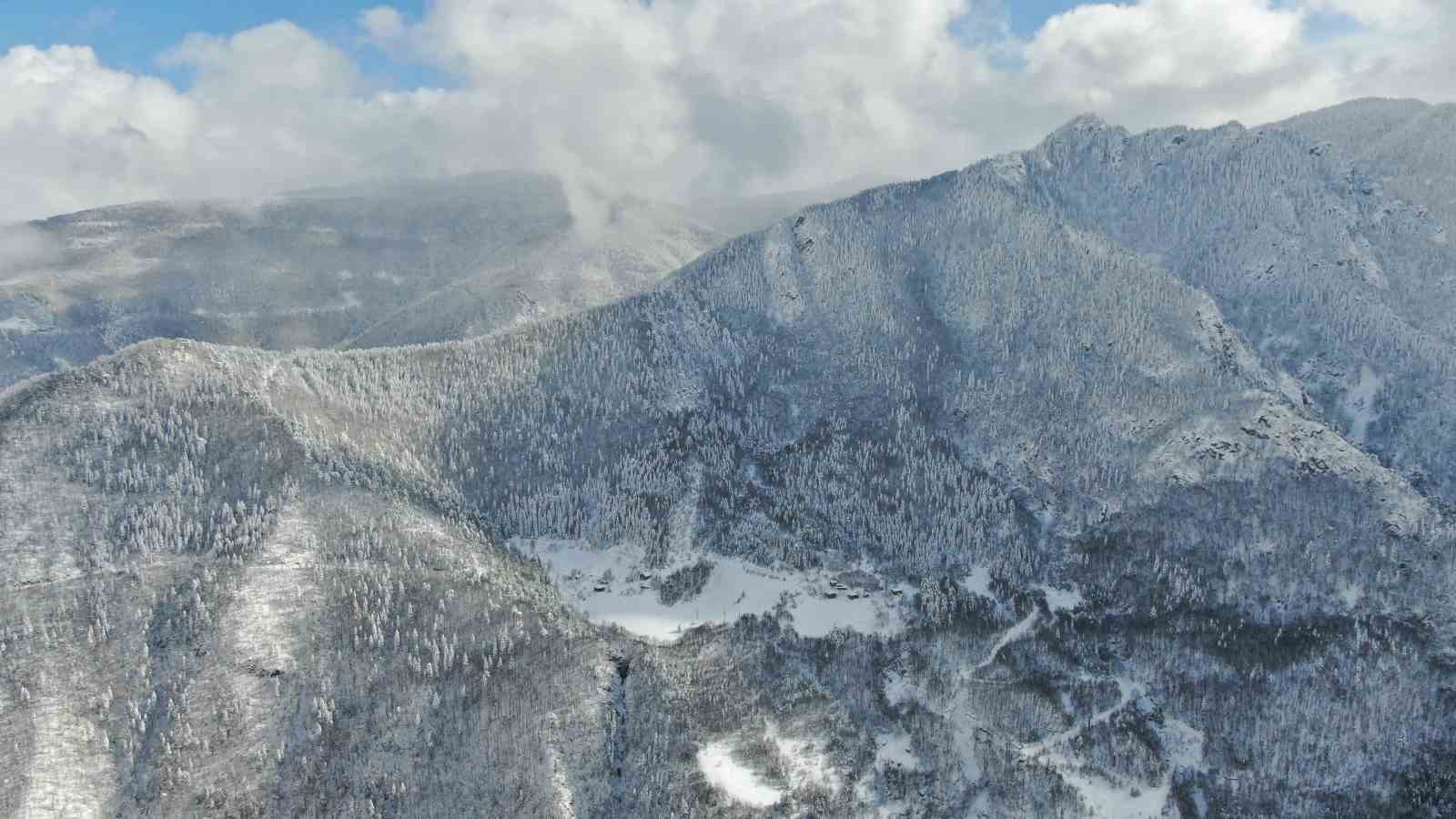 Kastamonu’da muhteşem kar manzarası