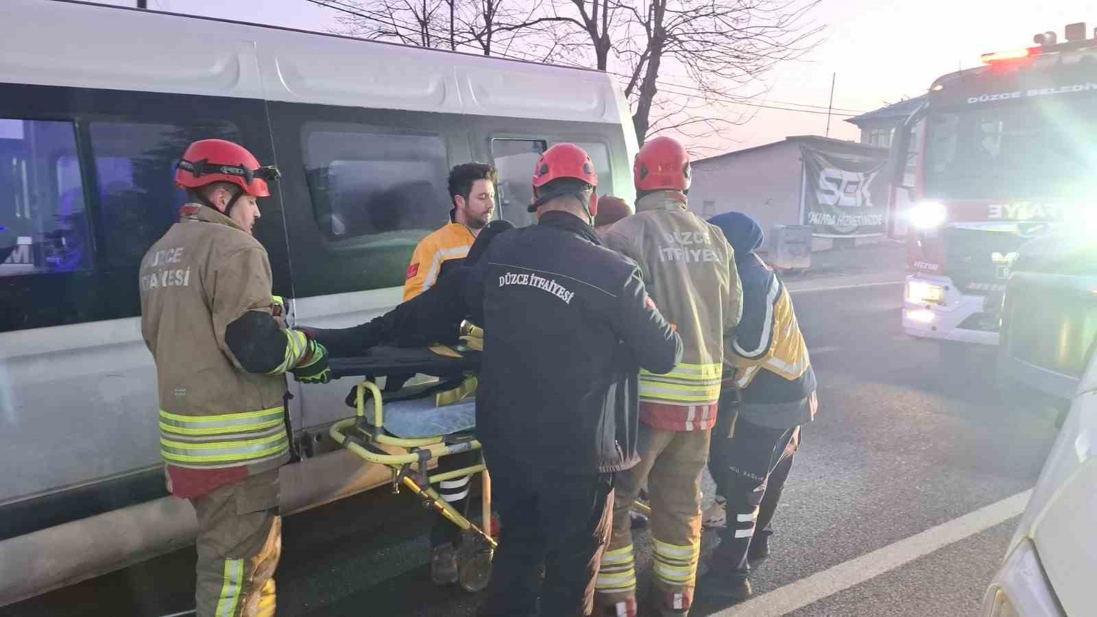 Düzce’de kazalarda 2 kişi öldü 139 kişi yaralandı