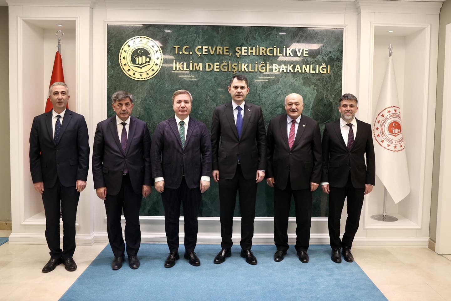 Erzincan heyeti Bakan Kurum’la görüştü