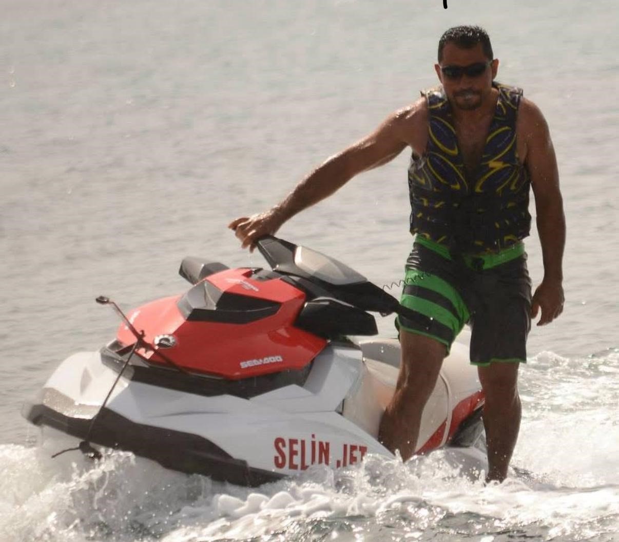 Bodrum’da pasarella ile yat arasına sıkışan kaptan hayatını kaybetti
