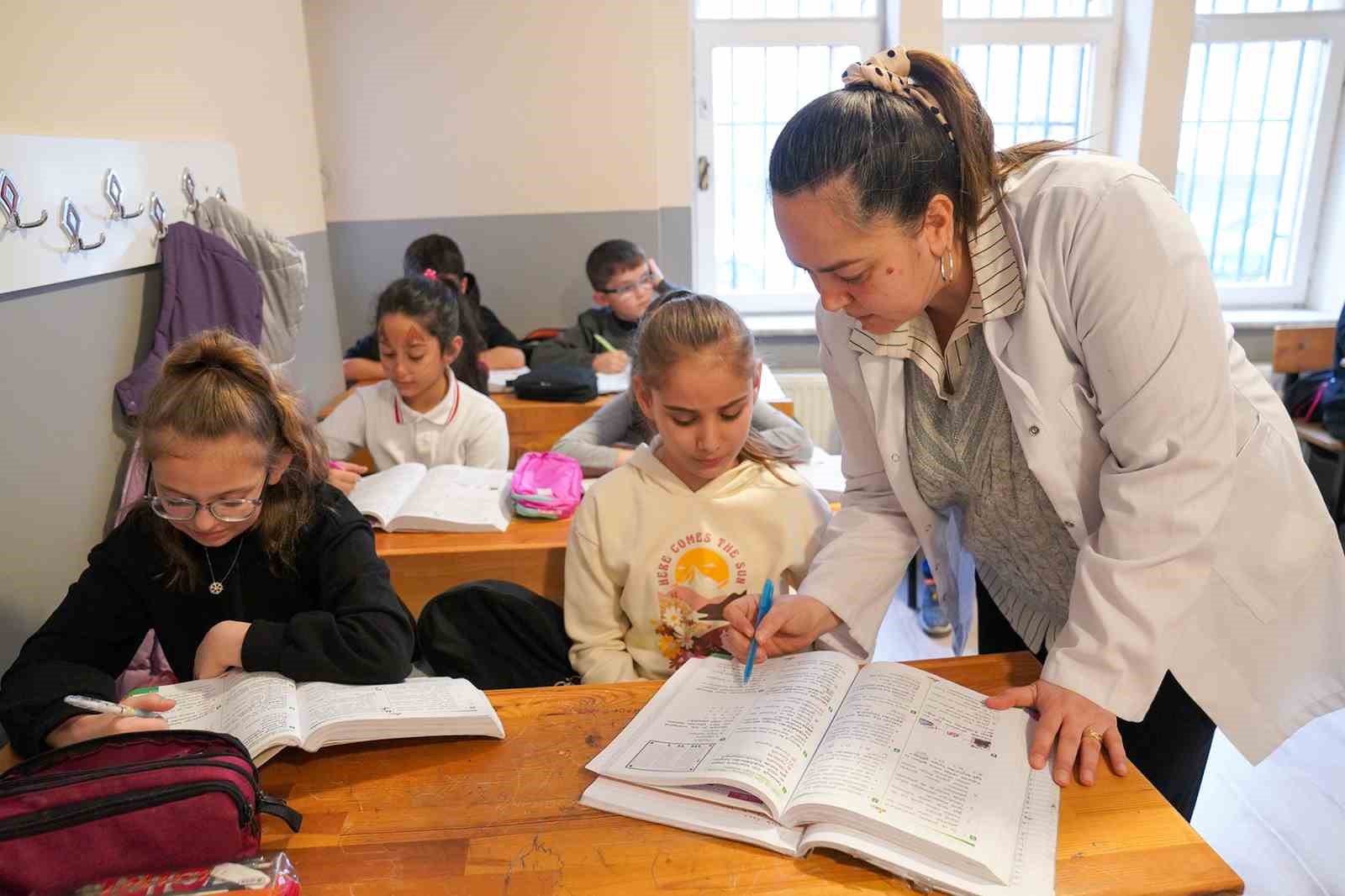 Çocuklardan Başkan Ataç’a destek teşekkürü