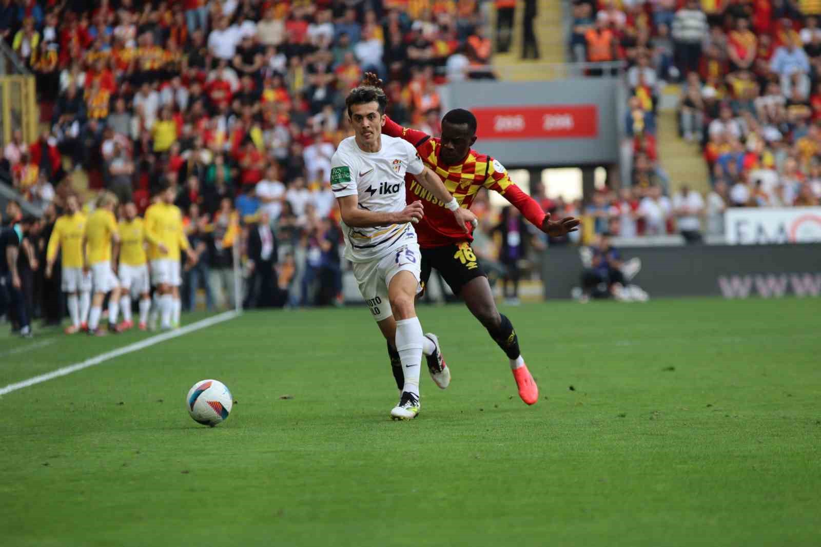 Trendyol Süper Lig: Göztepe: 1 - Eyüpspor: 1 (Maç sonucu)