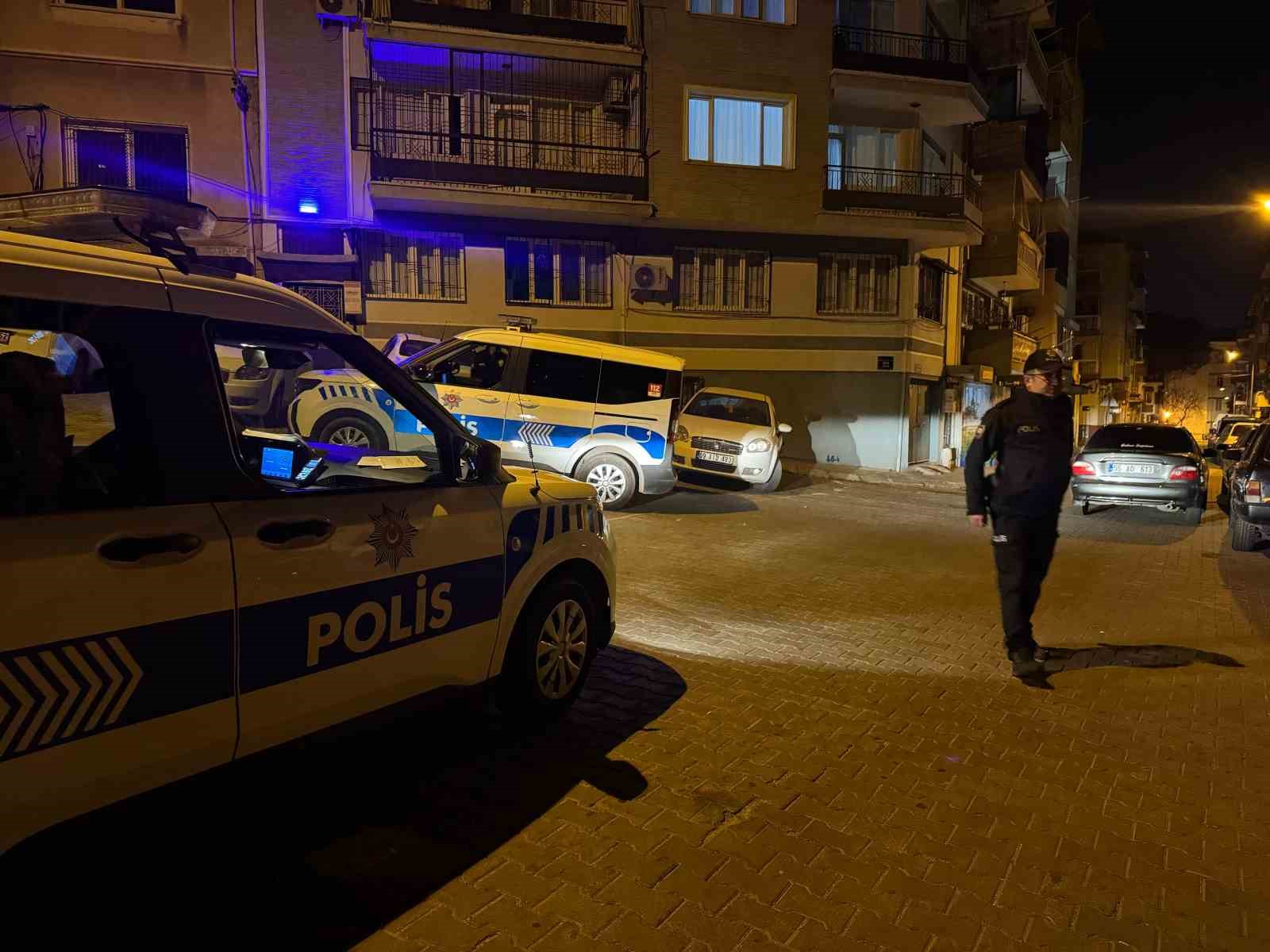 Aydın’da durdurulan araçta ve şüphelilerde uyuşturucu çıktı