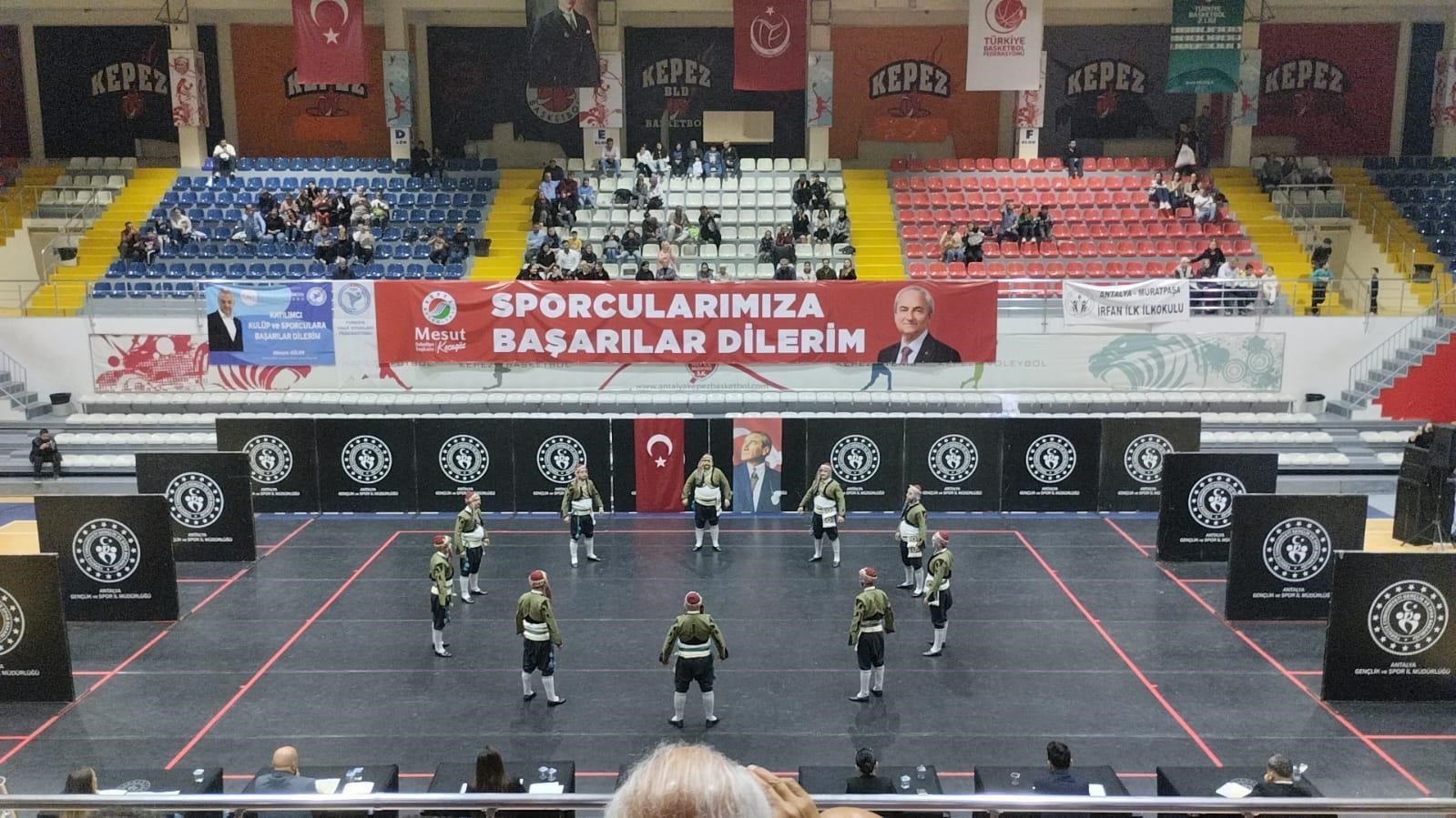 Kepez Belediyesi’ne halk oyunlarında Antalya il birinciliği