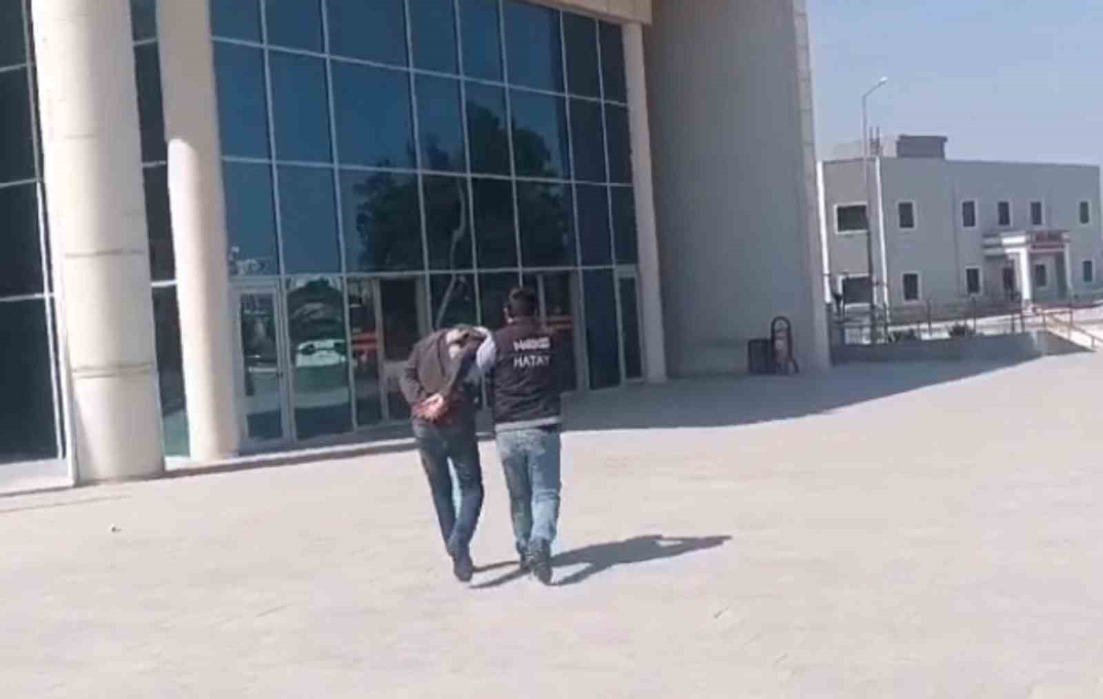 Hatay’da uyuşturucu operasyonu; 5 gözaltı
