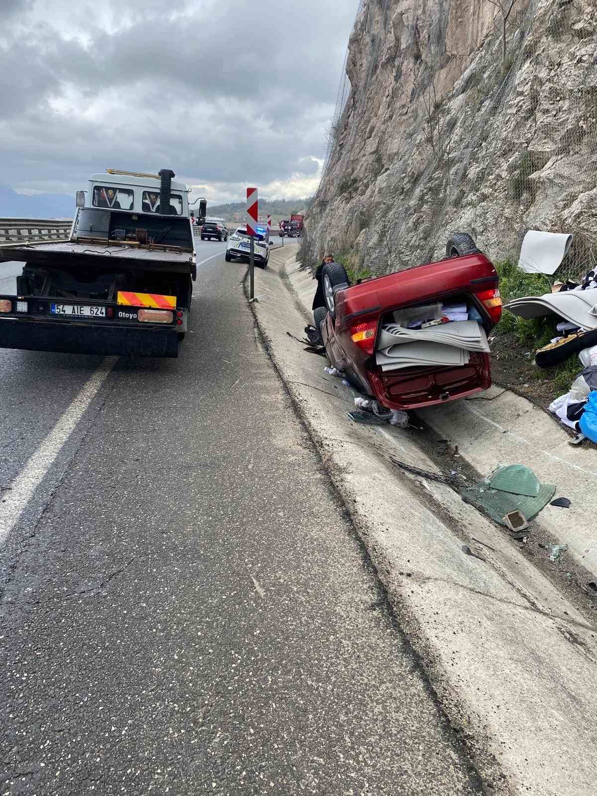 D-650’de takla atan otomobilden yara almadan kurtuldu