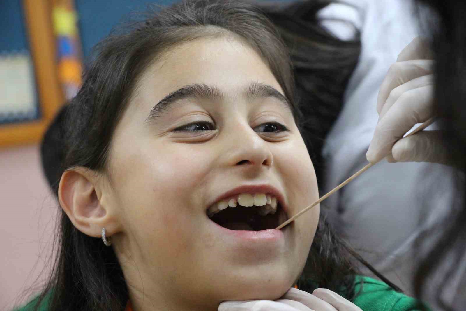 Bu proje ile artık ‘mutlu dişler’ miniklerin gülümsemesinde olacak