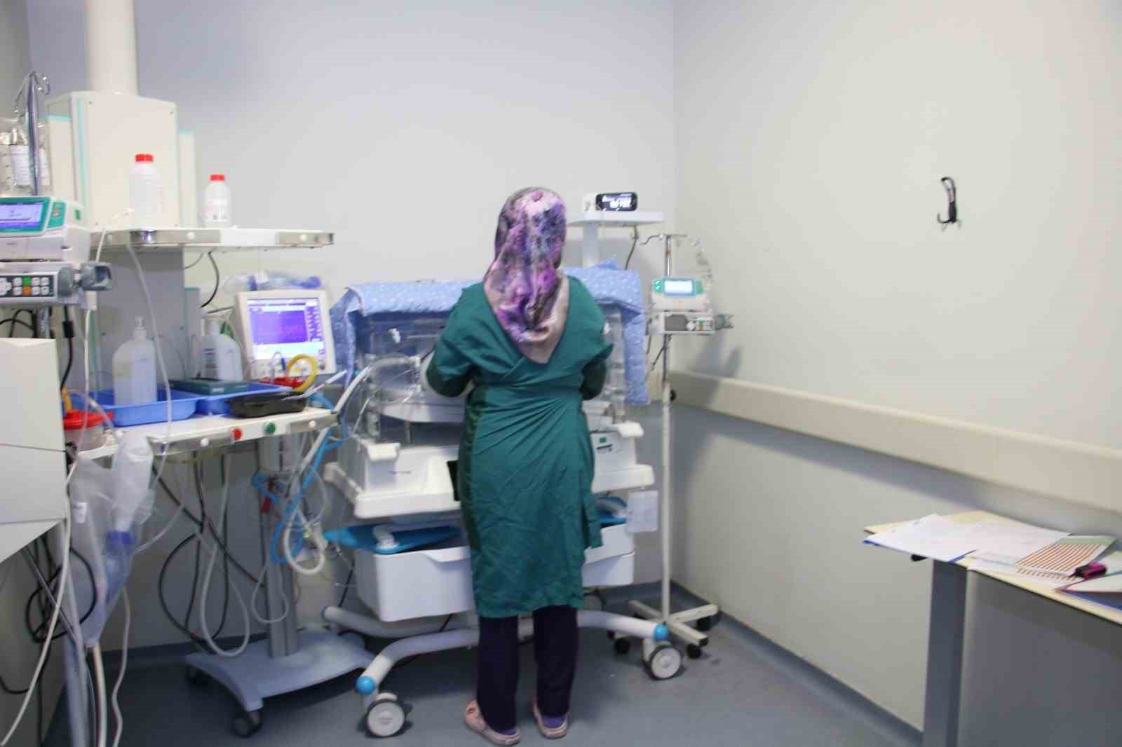 Şanlıurfa’da beşiz bebek sevinci