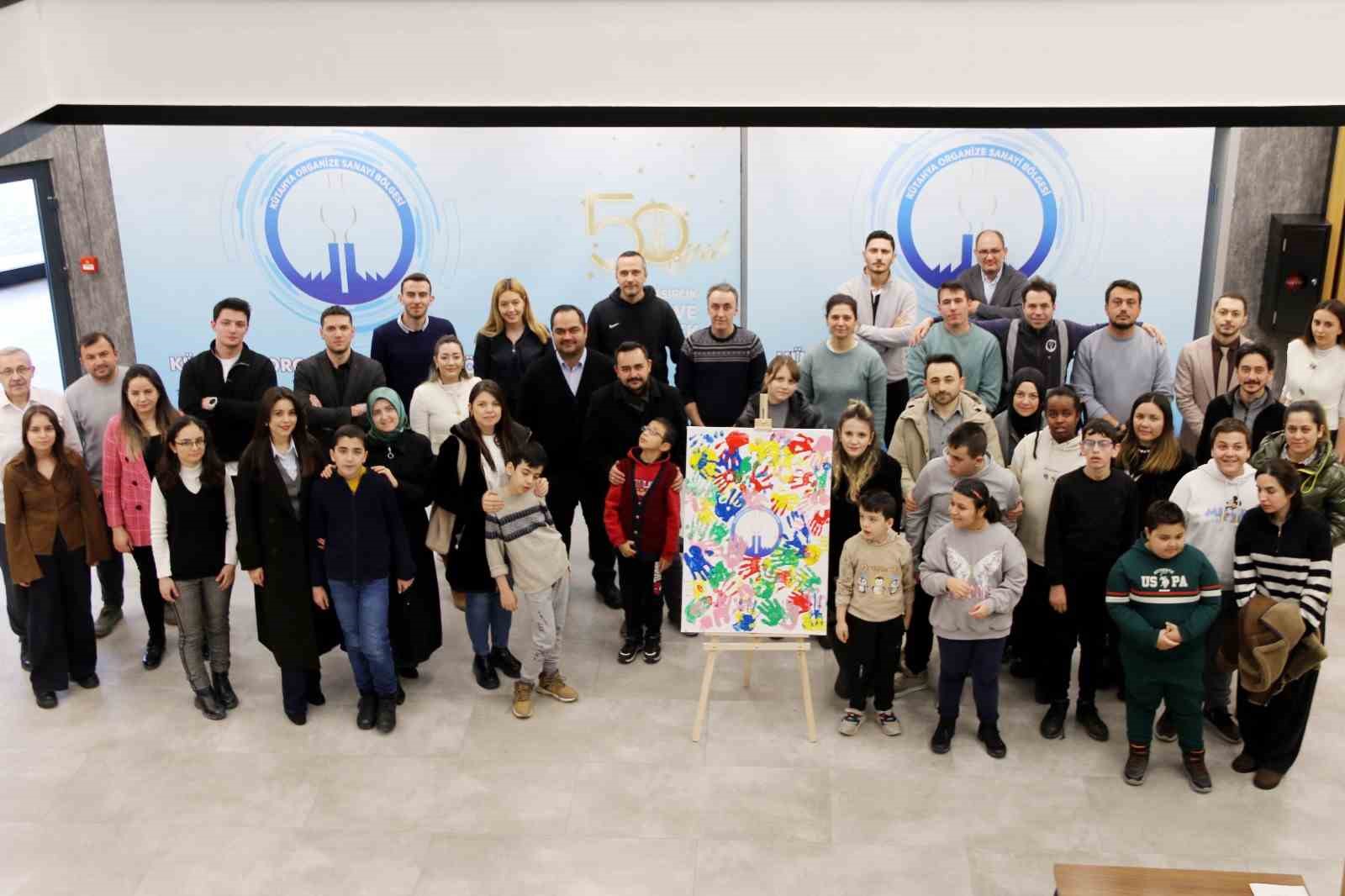 Kütahya OSB’den otizm farkındalığına renkli dokunuş