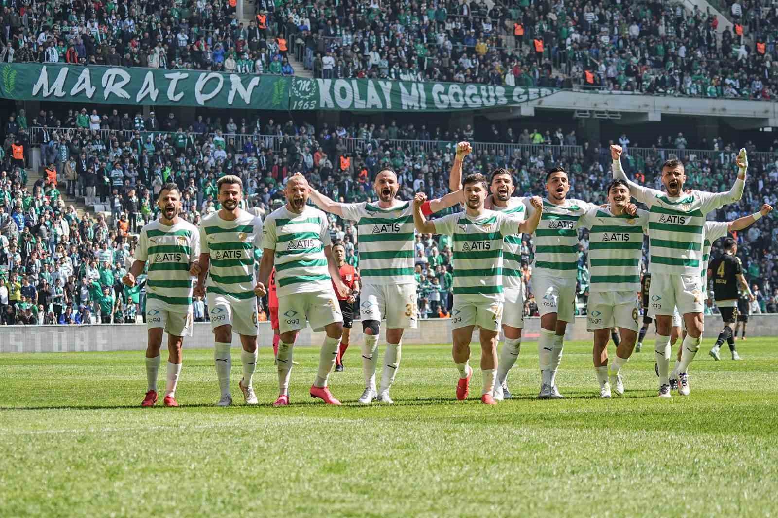 TFF 3. Lig: Bursaspor: 4 - Kırşehir FSK: 0