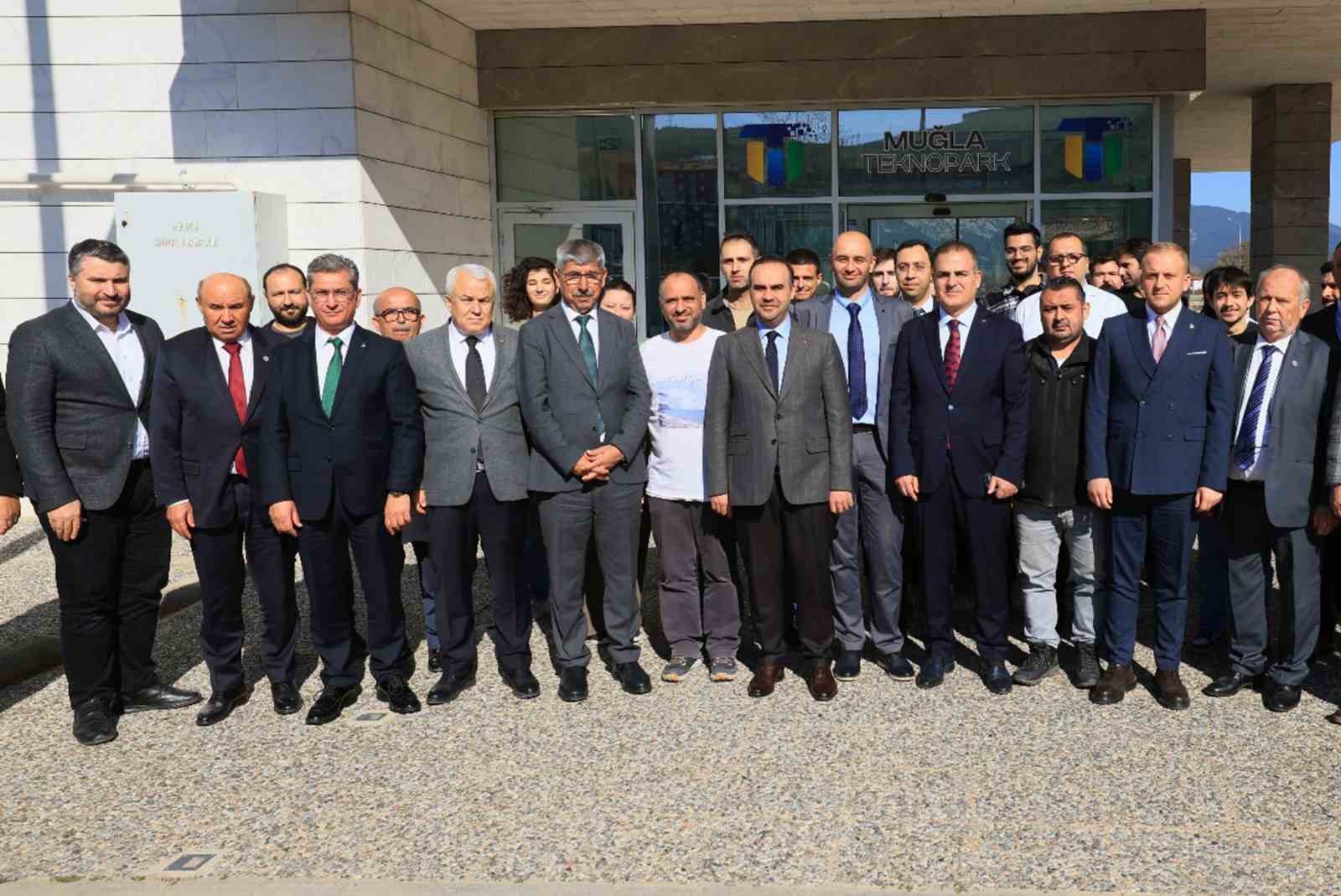 Sanayi ve Teknoloji Bakanı Kacır, Muğla Teknopark’ı ziyaret etti