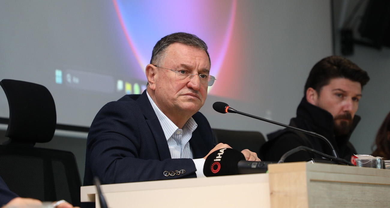 Lütfü Savaş’tan olağanüstü kurultaya iptal başvurusu