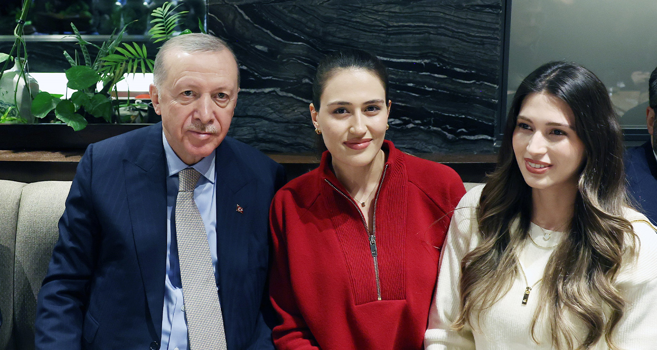 Cumhurbaşkanı Erdoğan gençlerle kafede bir araya geldi