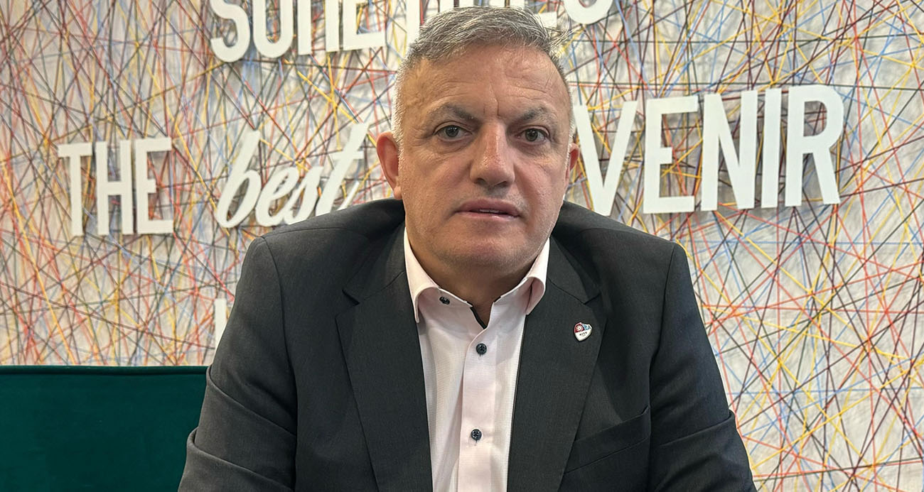 Ayhan Yıldız: 