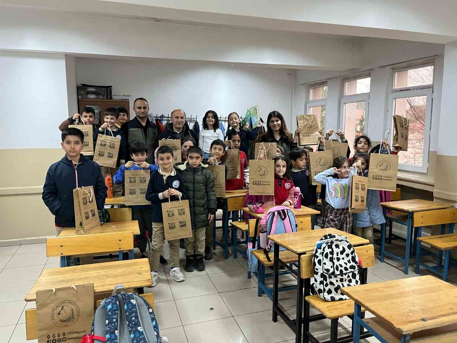 Miniklere yeşil vatan bilinci aşılanıyor