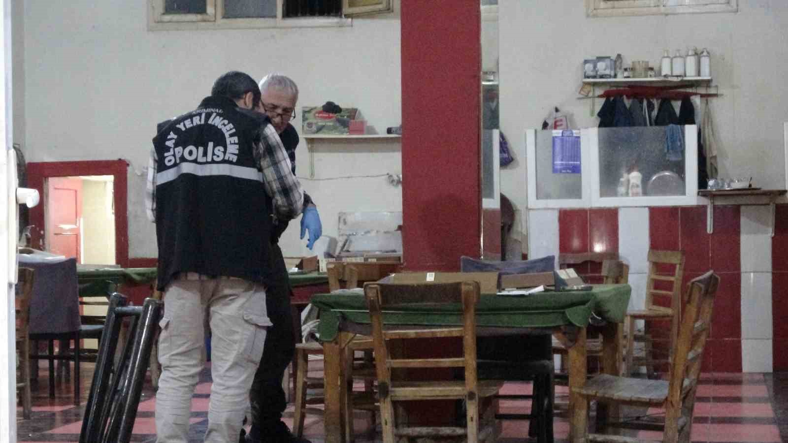 Adana’da 2 arkadaş okey masasında öldürüldü