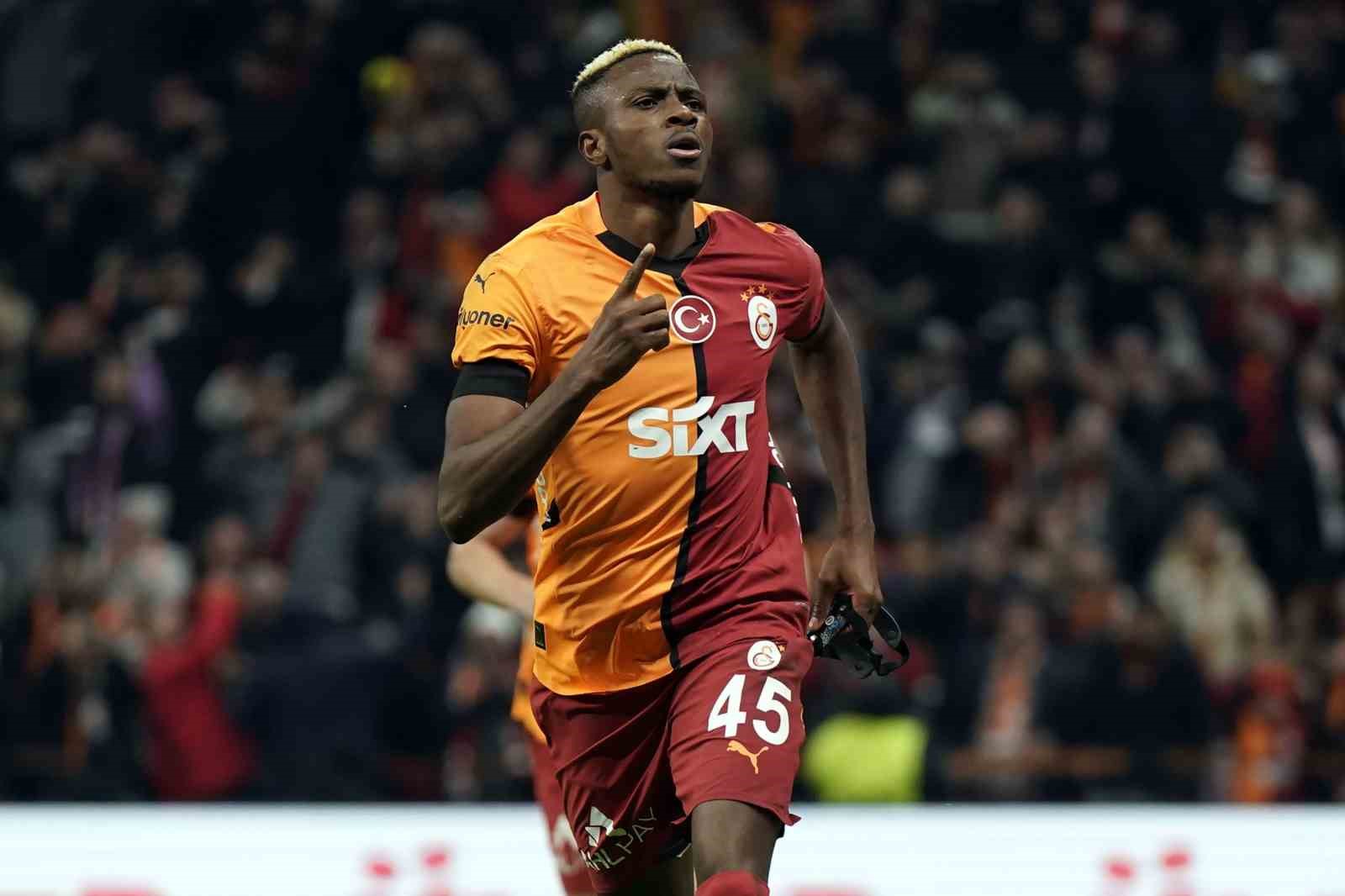 Galatasaray’da Osimhen, Beşiktaş’ta Immobile takımını sırtlıyor