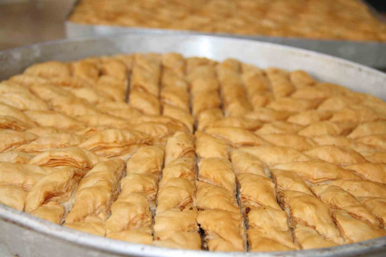 En çok baklava ve kıvratmaya talep