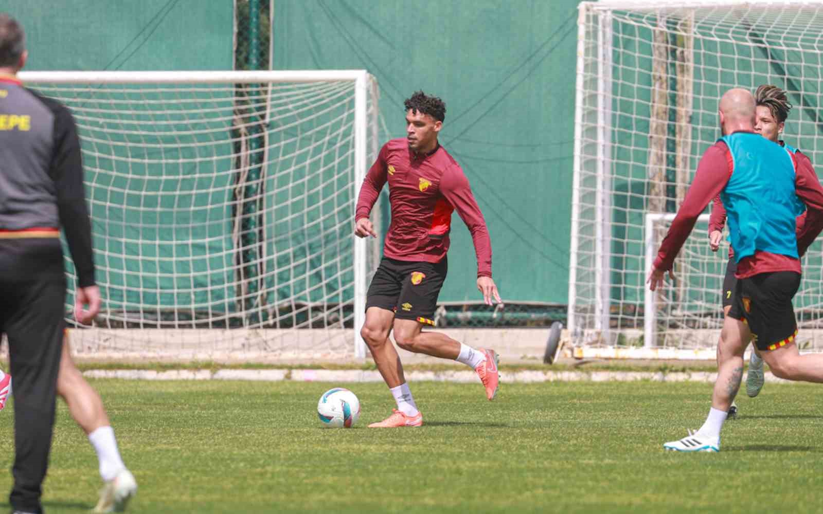 Göztepe, Trabzonspor maçının hazırlıklarını tamamladı