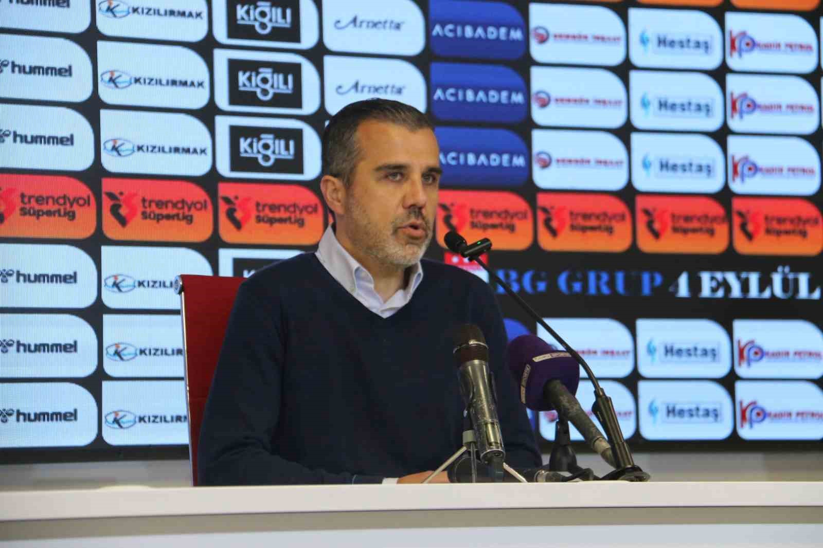 Mustafa Alper Avcı: 