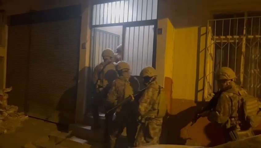 Samsun’da zehir tacirlerine özel harekat destekli operasyon: 6 gözaltı