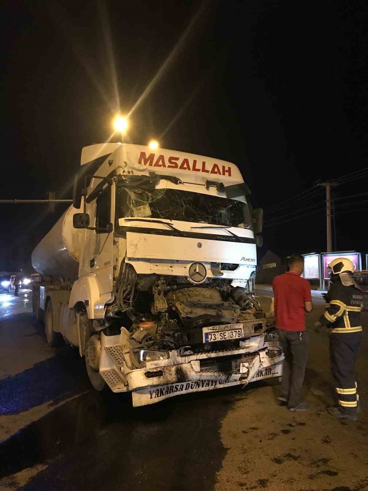 Mardin’de tır ile tanker çarpıştı: 1 yaralı
