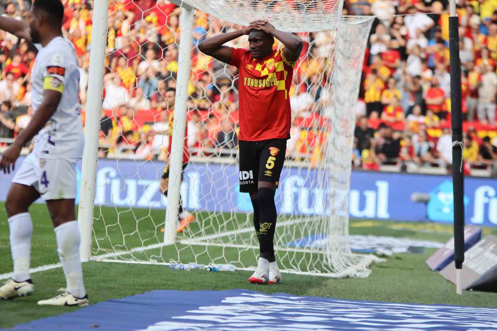 Göztepe’nin galibiyet hasreti 8 maça çıktı