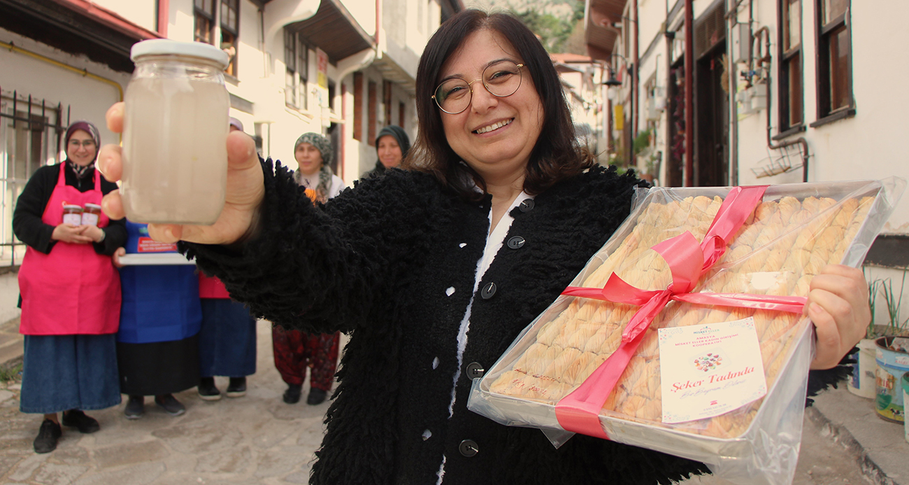 Küllerinden doğan tatlı: Bu baklavanın yapımında kül kullanılıyor